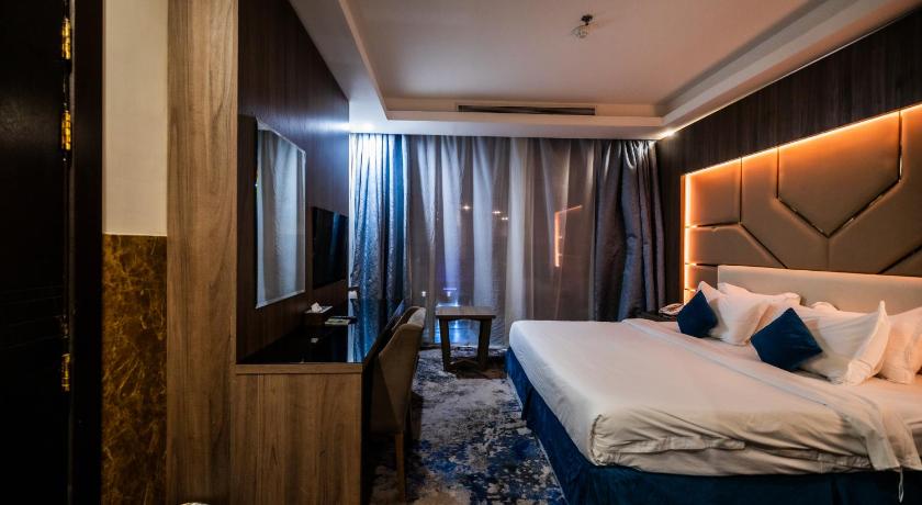 Mora Hotel Main image 2